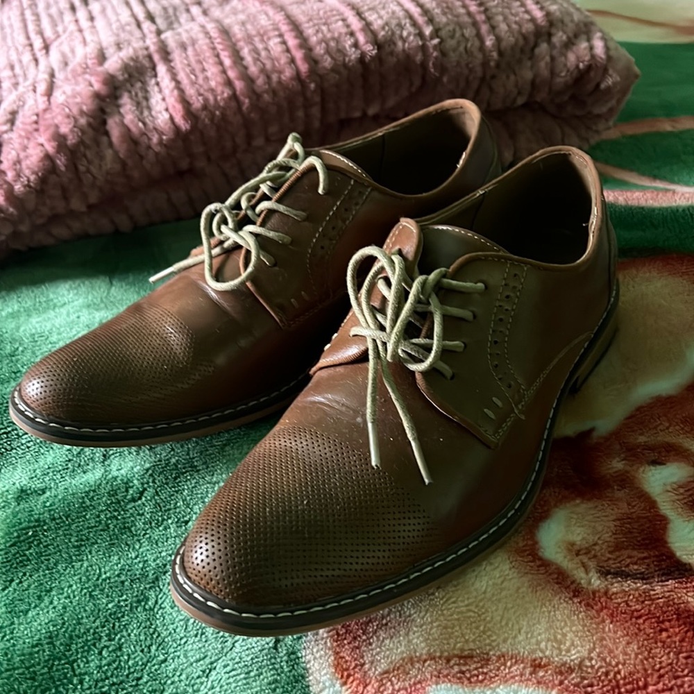 Selling good shoes
